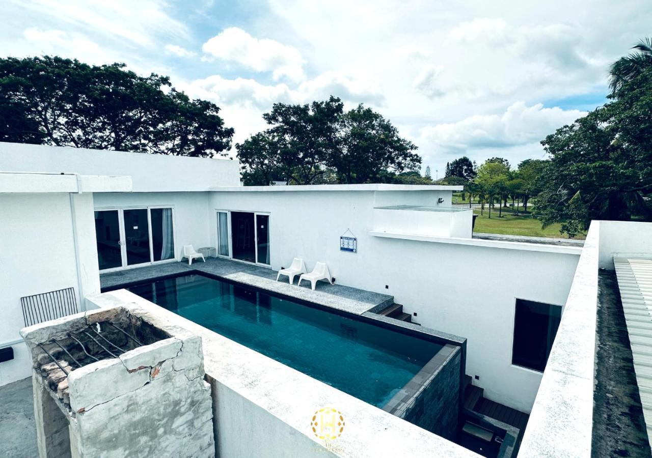 The Luxurious 245, A Famosa Melaka Villa Alor Gajah Eksteriør billede